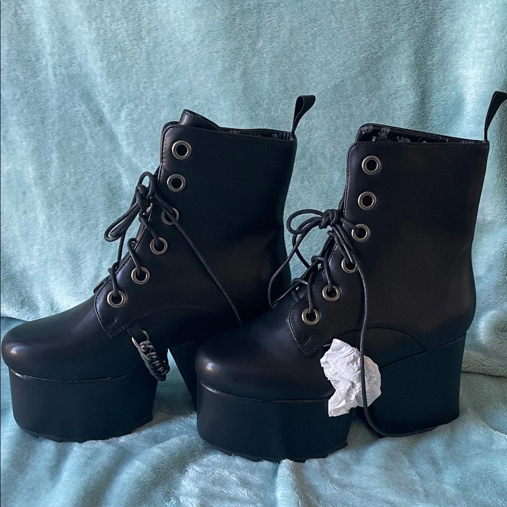 LaModa Black Lace-Up Platform Boots - Picture 1 of 5